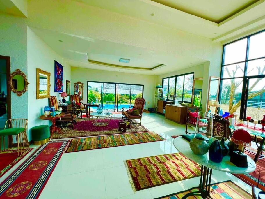 Colorful Pool Villa, Chiang Rai, Thailand Exterior photo